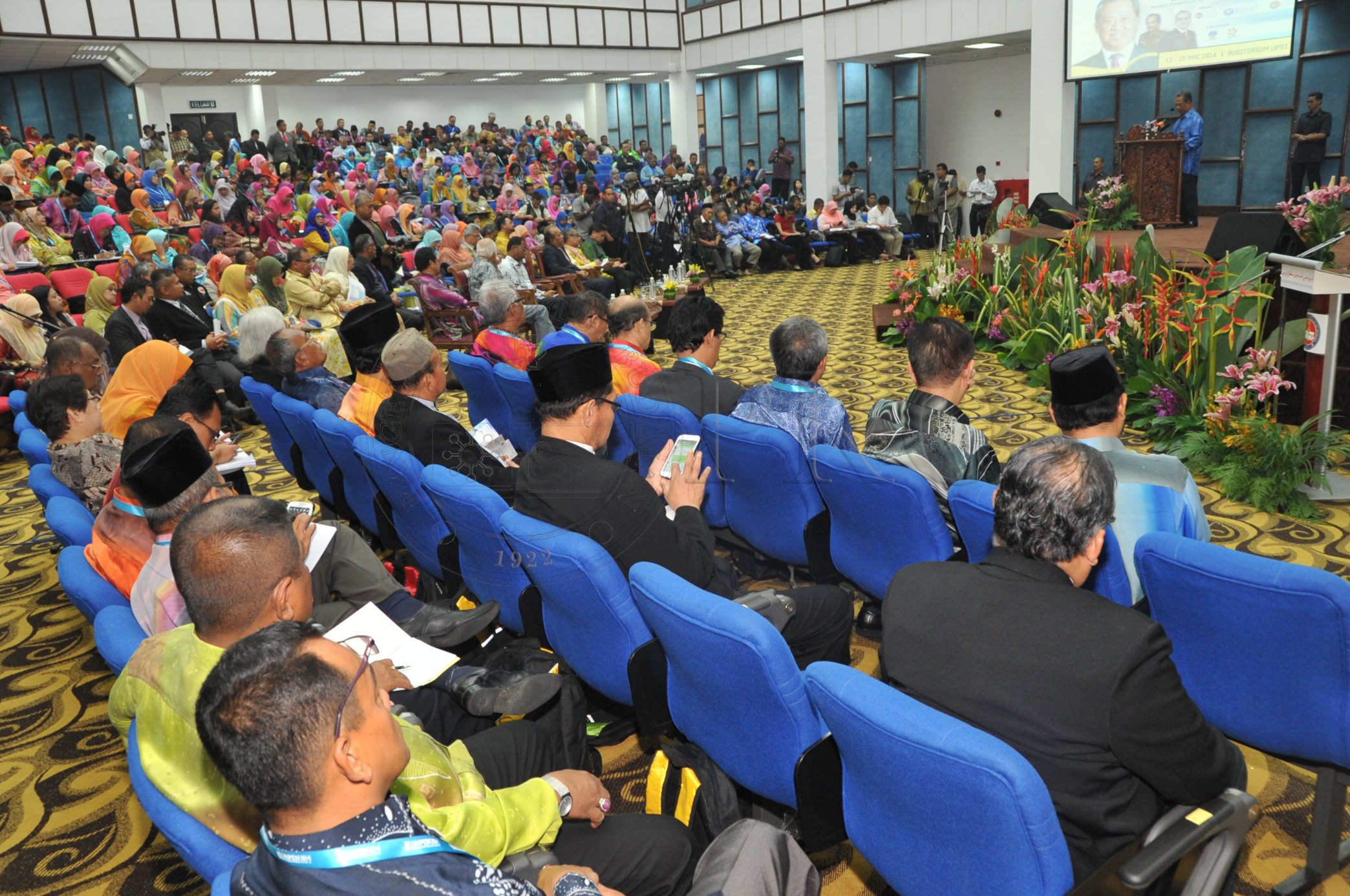 PRO 14 28 KONPEN PRO 6703